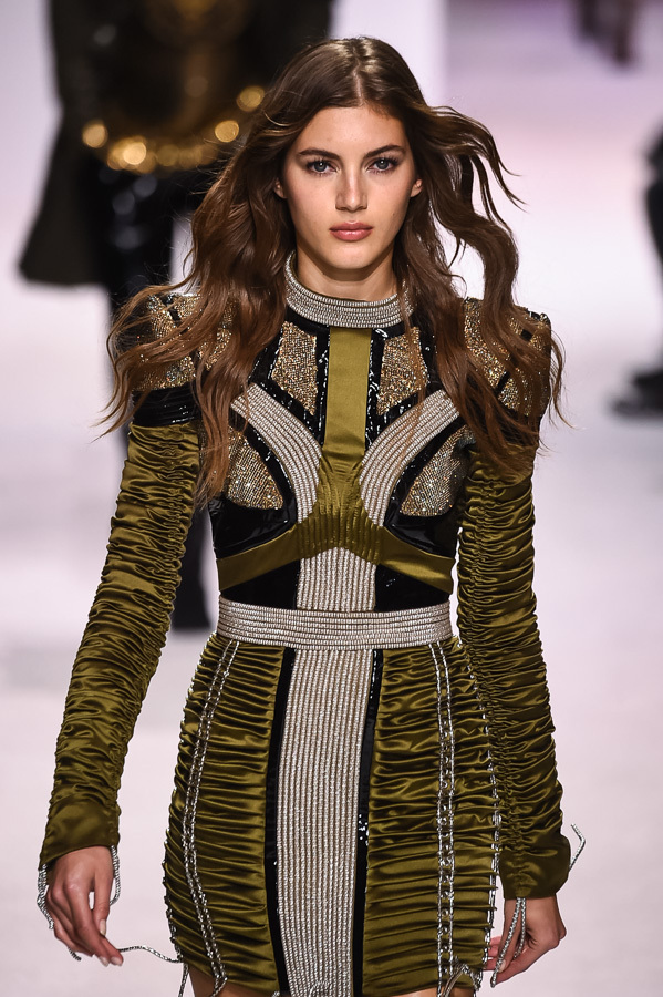 バルマン(BALMAIN) 2018-19年秋冬ウィメンズ&メンズコレクション ディテール - 写真1