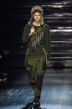 ホワイトマウンテニアリング 18年秋冬メンズコレクション - 90年代ストリートと融合した登山装備｜写真9