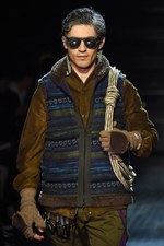 ホワイトマウンテニアリング 18年秋冬メンズコレクション - 90年代ストリートと融合した登山装備｜写真15