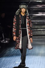 ホワイトマウンテニアリング 18年秋冬メンズコレクション - 90年代ストリートと融合した登山装備｜写真31