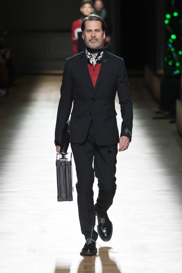 ディオール オム(DIOR HOMME) 2018-19年秋冬メンズコレクション  - 写真12