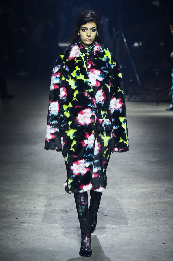 ケンゾー(KENZO) 2018-19年秋冬ウィメンズコレクション シルエット - 写真15