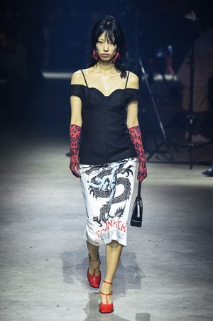 ケンゾー(KENZO) 2018年秋冬コレクション - 心へ響く、スクリーンからのメッセージ｜写真2