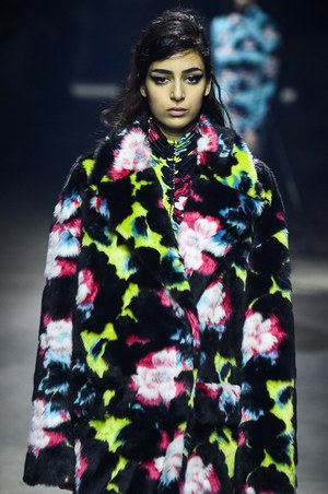 ケンゾー(KENZO) 2018年秋冬コレクション - 心へ響く、スクリーンからのメッセージ｜写真20
