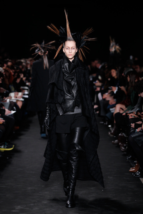 アン ドゥムルメステール(ANN DEMEULEMEESTER) 2012-13年秋冬 ウィメンズコレクション  - 写真14