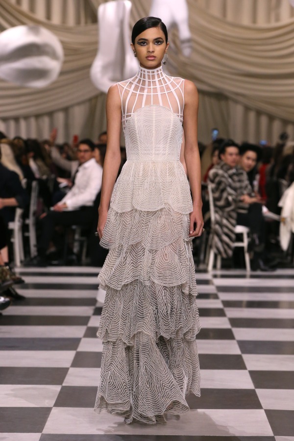 ディオール オートクチュール(DIOR Haute Couture) 2018年春夏ウィメンズコレクション  - 写真14