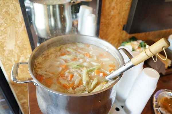 「酒フェスバレンタイン」東京・芝浦で開催、お酒×苺×チョコが楽しめる限定イベント｜写真15