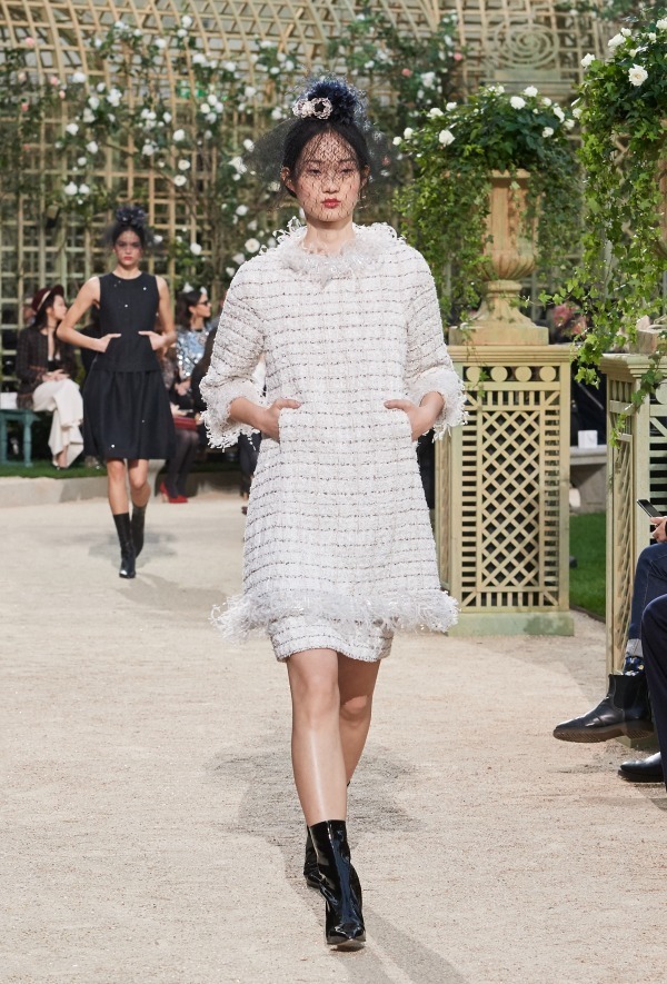 シャネル オートクチュール(CHANEL Haute Couture) 2018年春夏ウィメンズコレクション  - 写真22