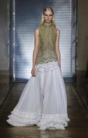 ジバンシィ オートクチュール(Givenchy Haute Couture) 2018年春夏ウィメンズコレクション  - 写真31