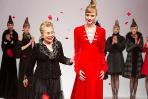 ユキコハナイ(Yukiko Hanai) 2012-2013年秋冬 - 心を奪う、情熱のモダンエレガンス