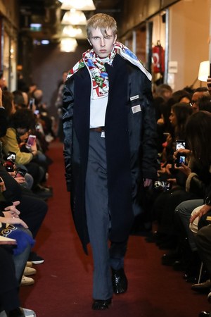 ヴェトモン 2018-19年秋冬コレクション - 歩んできた過去と歩みたい未来｜写真10
