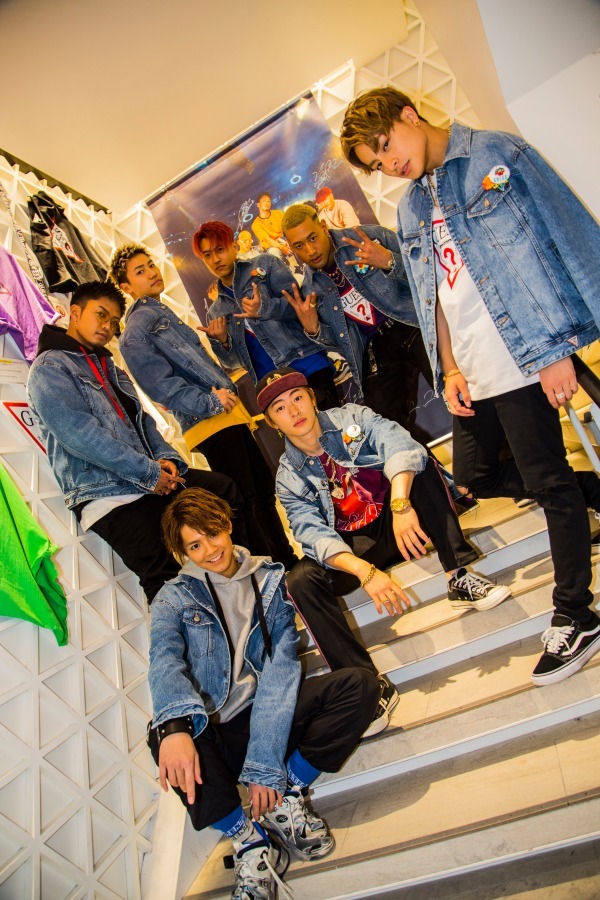 GENERATIONS from EXILE TRIBEがGUESSとコラボ、一部Tシャツ再販｜写真29