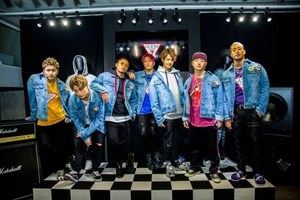 GENERATIONS guess コラボ デニムジャケット Gジャン Gジャン/デニムジャケット 【楽天最安値に挑戦】