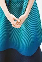【美品】イッセイミヤケ PLEATS PLEASE 青 ベスト 中古・古着通販】PLEATS PLEASE ISSEY MIYAKE (プリーツプリーズ