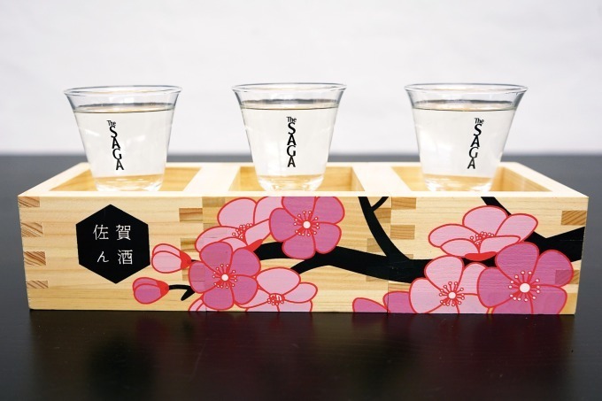 「サクラチルバー」佐賀の日本酒を飲み比べできる限定バーが佐賀に限定オープン、"桜の花びらプール"も｜写真2