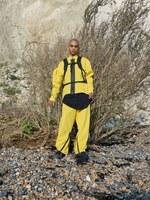 ニルズ 2018-19年秋冬コレクション - 海底から進化とともに地上へと上っていく深海魚｜写真6