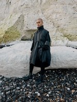 ニルズ 2018-19年秋冬コレクション - 海底から進化とともに地上へと上っていく深海魚｜写真14