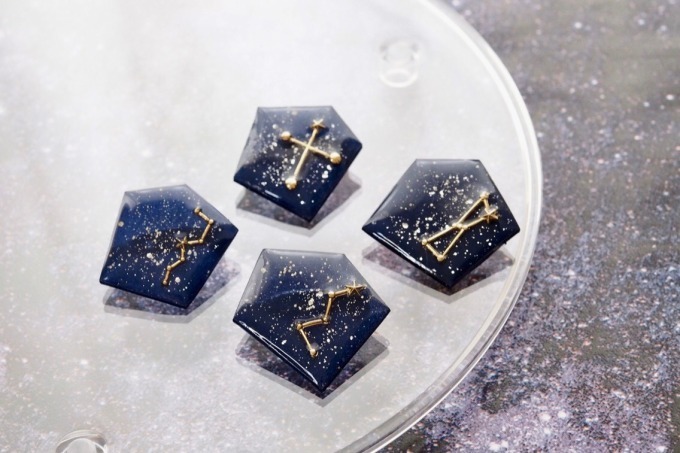 宙フェスを凝縮した「宙の市」が京都で - 星座モチーフのアクセサリー販売やネイル体験