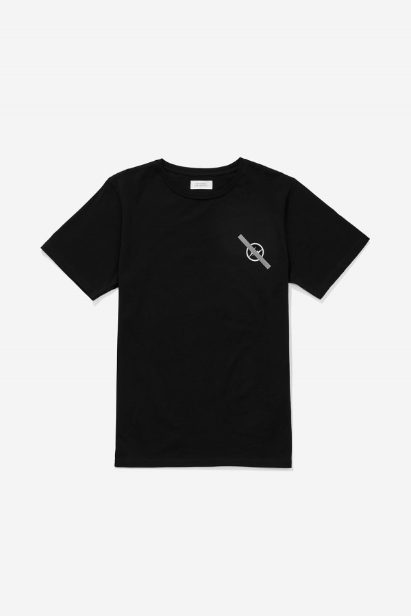 サタデーズNYC×フラグメント - ”稲妻ロゴ”を配したコラボパーカーやTシャツ｜写真12