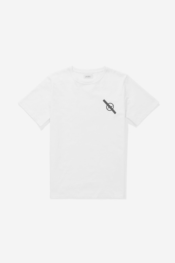 サタデーズNYC×フラグメント - ”稲妻ロゴ”を配したコラボパーカーやTシャツ｜写真11