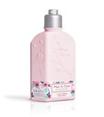 ロクシタンより、フランス産の桜を使用したフレッシュな甘い香りのオードトワレが登場｜写真6