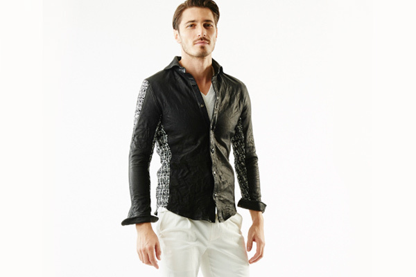 ウノ ピゥ ウノ ウグァーレ トレ 2018年春夏コレクション