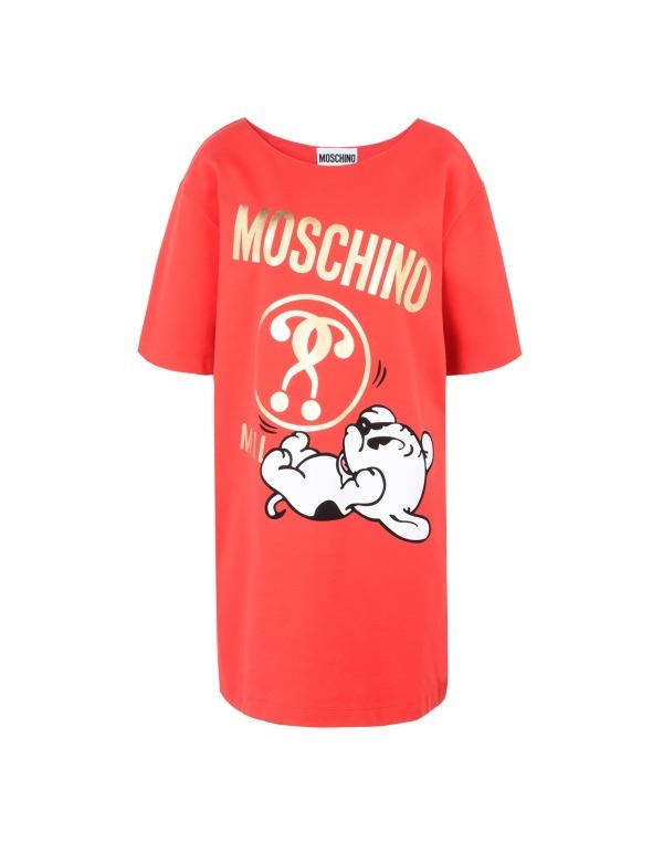モスキーノ"ベティー"の愛犬パジーと限定コラボ、真っ赤なTシャツやだまし絵風スカーフ｜写真3