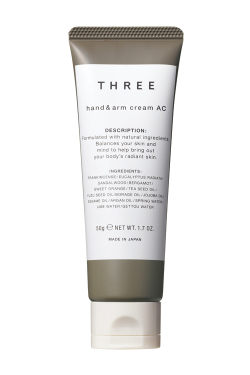 マッサージ効果に着目しセルフメディケーションの発想から生まれた、THREEのボディケアライン｜写真6