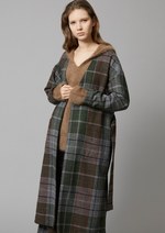 ホワイトマウンテニアリング 18年秋冬ウィメンズコレクション -  とどまる所を知らない山への愛｜写真10