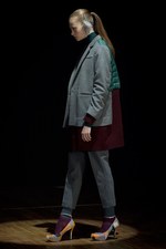 アンダーカバー 2012-13年秋冬コレクション - 自由な発想で個性を楽しむ"普通でない"服｜写真2