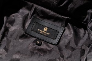 ア ベイシング エイプ ブラックから新作 - ブラック×ゴールドで
