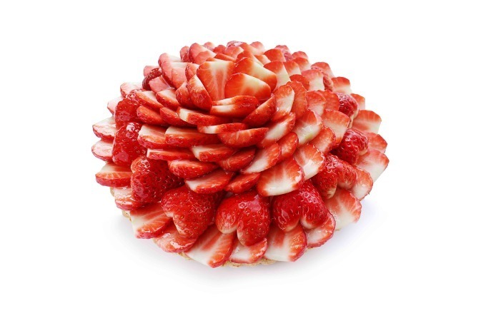 カフェコムサから、旬の苺を贅沢に使った様々な限定ケーキが登場｜写真5