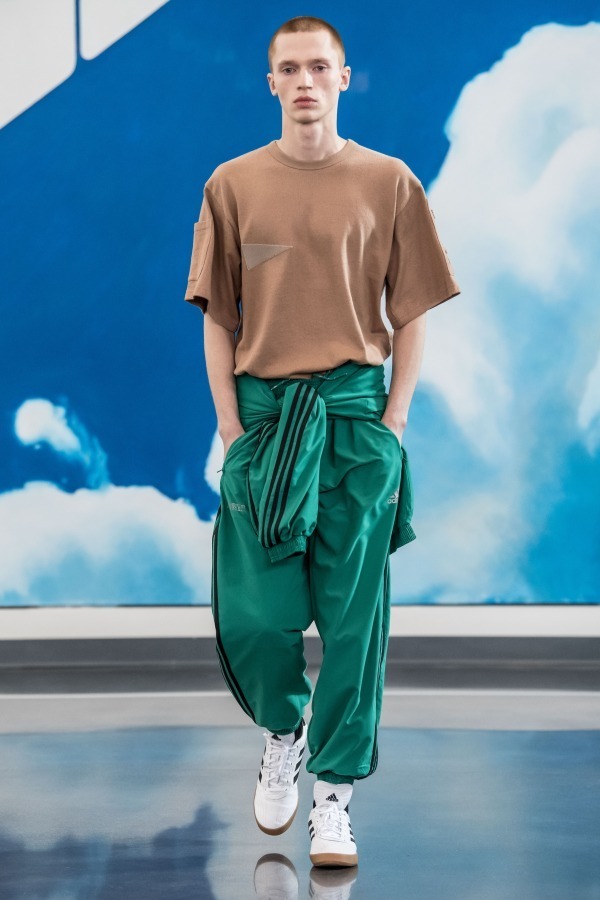 ゴーシャ ラブチンスキー(Gosha Rubchinskiy) 2018-19年秋冬メンズコレクション  - 写真8