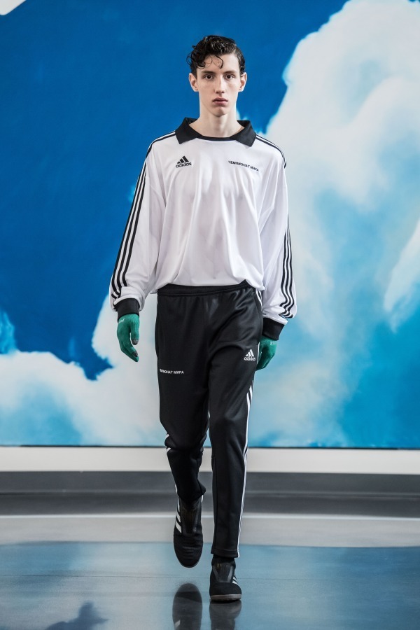 ゴーシャ ラブチンスキー(Gosha Rubchinskiy) 2018-19年秋冬メンズコレクション  - 写真10