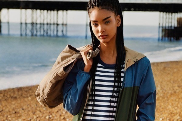 ユニクロ×JW アンダーソン コラボ18年春夏<ウィメンズ編>英ビーチに着想を得たシャツやスカート