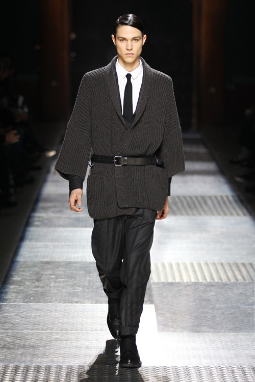 クリスヴァンアッシュ(KRISVANASSCHE) 2012-13年秋冬 メンズコレクション  - 写真16