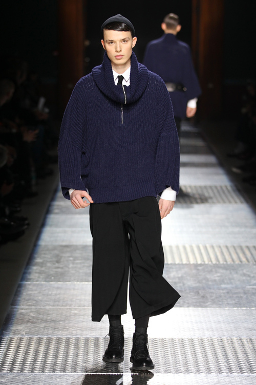 クリスヴァンアッシュ(KRISVANASSCHE) 2012-13年秋冬 メンズコレクション  - 写真33