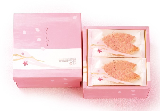 銀のぶどうから春恒例の「さくらパイ」桜葉とバターが香る限定パイ｜写真3