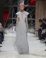 カルバン・クライン 205W39NYC 18年秋コレクション、ジェンダーの垣根を超えた近未来｜写真14