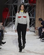 カルバン・クライン 205W39NYC 18年秋コレクション、ジェンダーの垣根を超えた近未来｜写真21