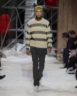 カルバン・クライン 205W39NYC 18年秋コレクション、ジェンダーの垣根を超えた近未来｜写真33