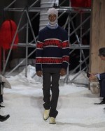 カルバン・クライン 205W39NYC 18年秋コレクション、ジェンダーの垣根を超えた近未来｜写真34