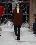 カルバン・クライン 205W39NYC 18年秋コレクション、ジェンダーの垣根を超えた近未来｜写真56