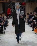 カルバン・クライン 205W39NYC 18年秋コレクション、ジェンダーの垣根を超えた近未来｜写真58