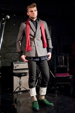 Enharmonic Tavern 2012-13年秋冬コレクション - 現代の商業主義へのアンチテーゼを表現｜写真1