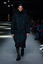 バーバリー 2018 フェブラリー コレクション、クリストファー・ベイリー手掛けるラストショーは虹色｜写真66