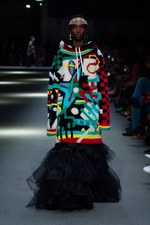 バーバリー 2018 フェブラリー コレクション、クリストファー・ベイリー手掛けるラストショーは虹色｜写真55