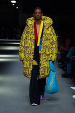 バーバリー 2018 フェブラリー コレクション、クリストファー・ベイリー手掛けるラストショーは虹色｜写真45