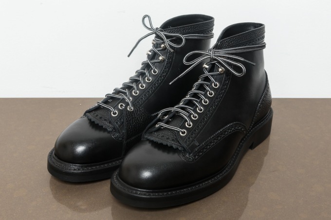 【希少】◾️フットザコーチャー◾️カントリーブーツ◾️シボ加工◾️本革◾️ブラック フット ザ コーチャー 18年秋冬シューズ - 定番型が