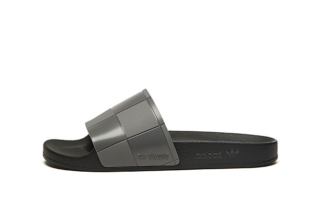 アディダス バイ ラフ・シモンズ18年春夏の新作シューズ、スタンスミス新色ほか｜写真23